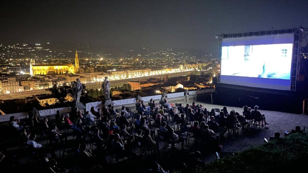 cinema-in-villa-firenze